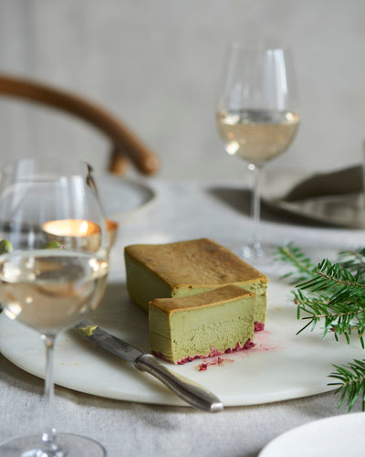 Mr. CHEESECAKE pistachio raspberry
